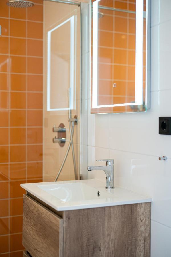 Bed and Breakfast Huize Leeghwater Зюйдостбемстер Экстерьер фото
